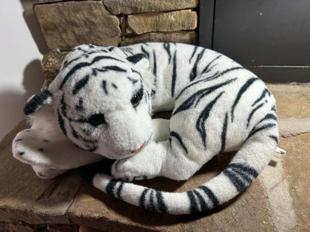 Large White Siberian realistic Tiger Plush approx 18”